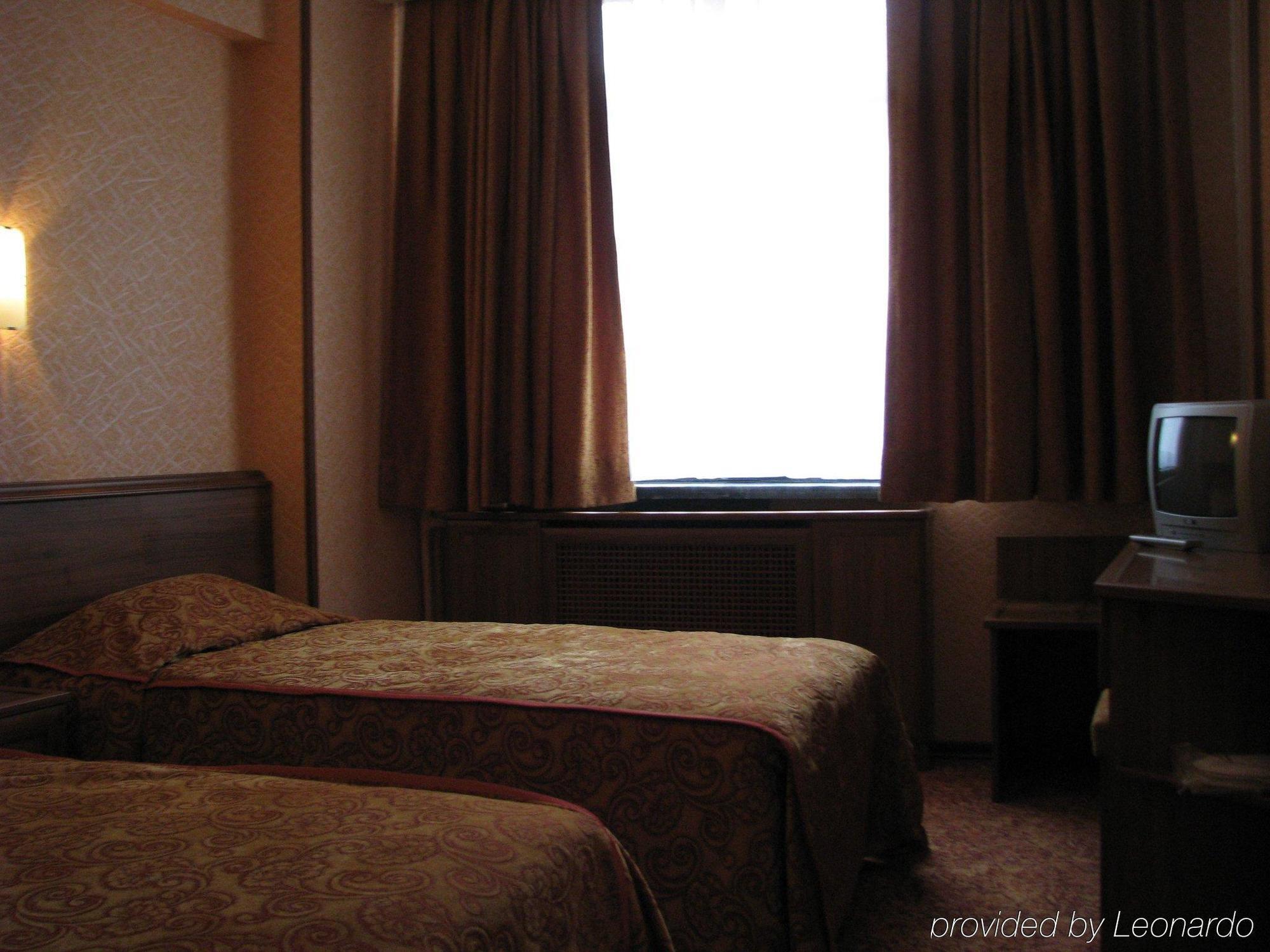 Hotel Bristol Стамбул Номер фото